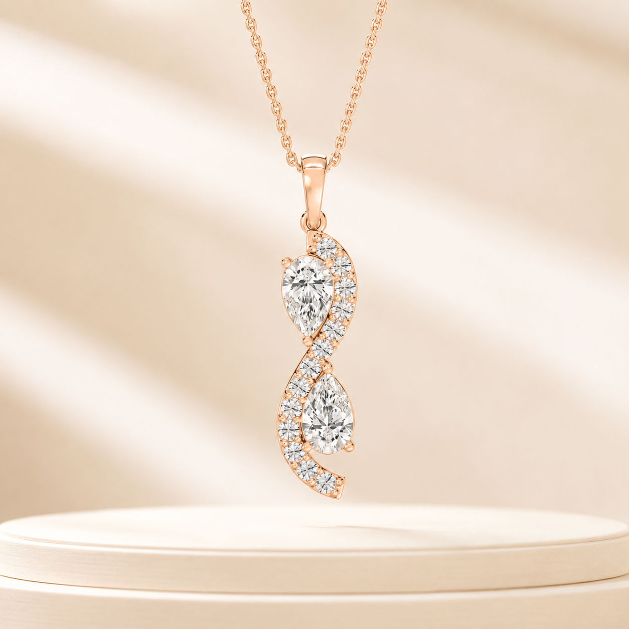 AMOUR Étreinte Pear Diamond Pendant