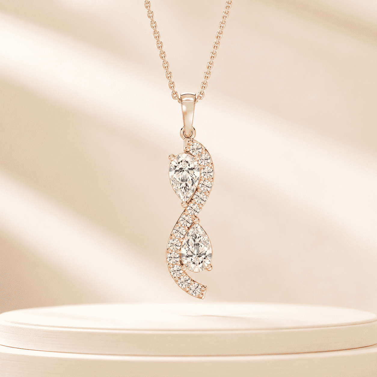AMOUR Étreinte Pear Diamond Pendant