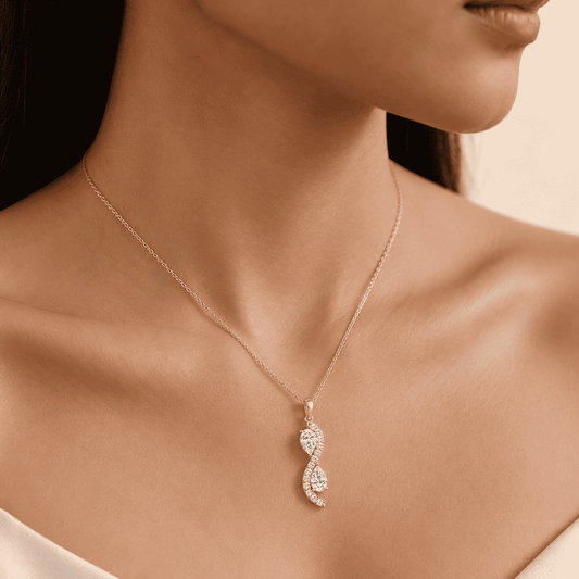 AMOUR Étreinte Pear Diamond Pendant