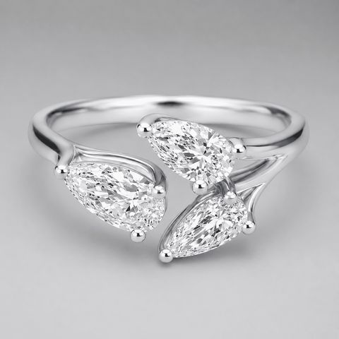 TRINITÉ Ring – Three Pear Diamond Love Ring