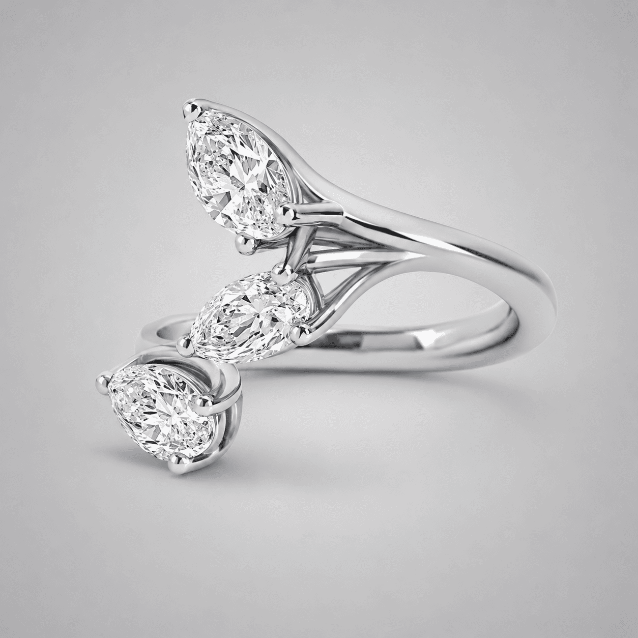 TRINITÉ Ring – Three Pear Diamond Love Ring