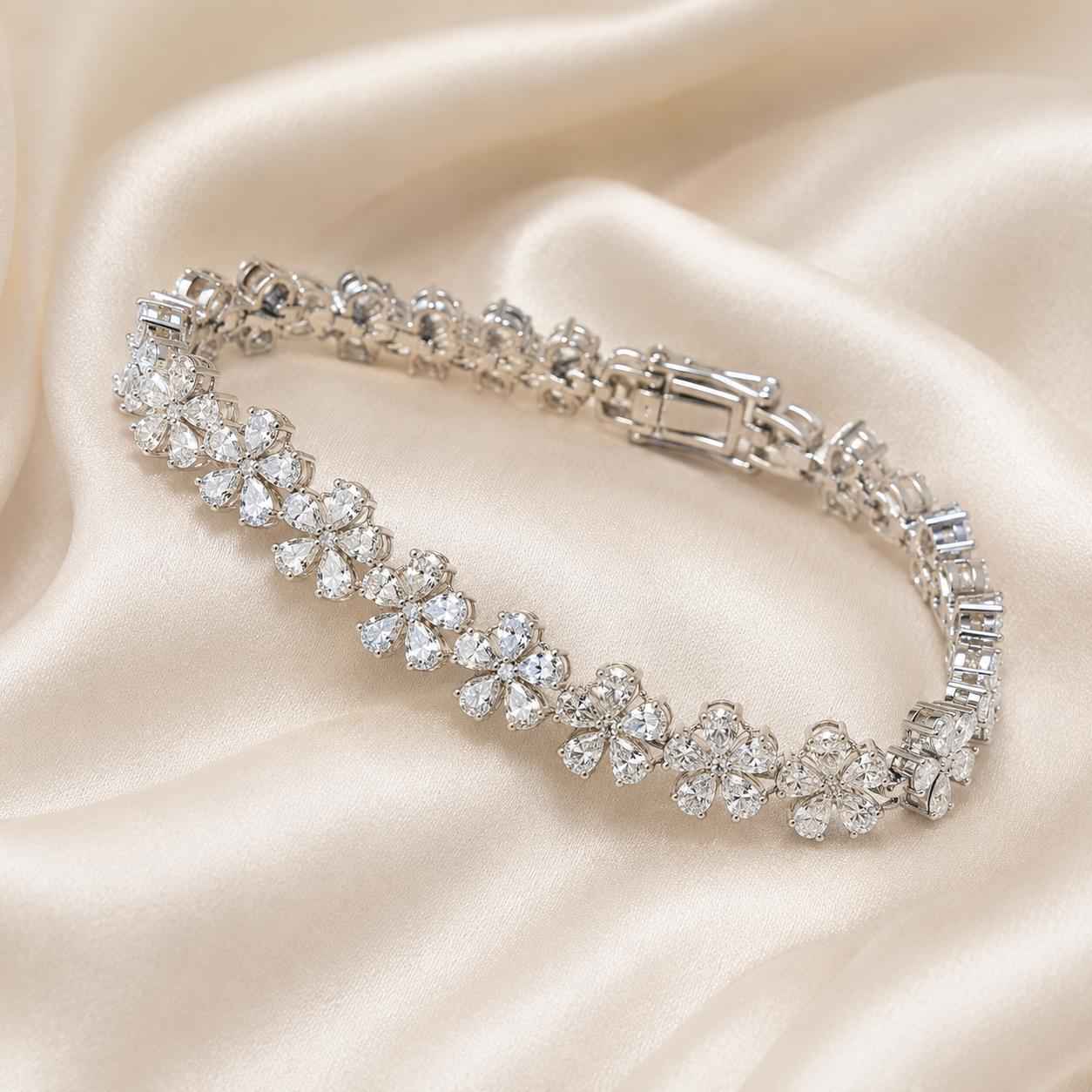 Fleur Éternelle Bracelet