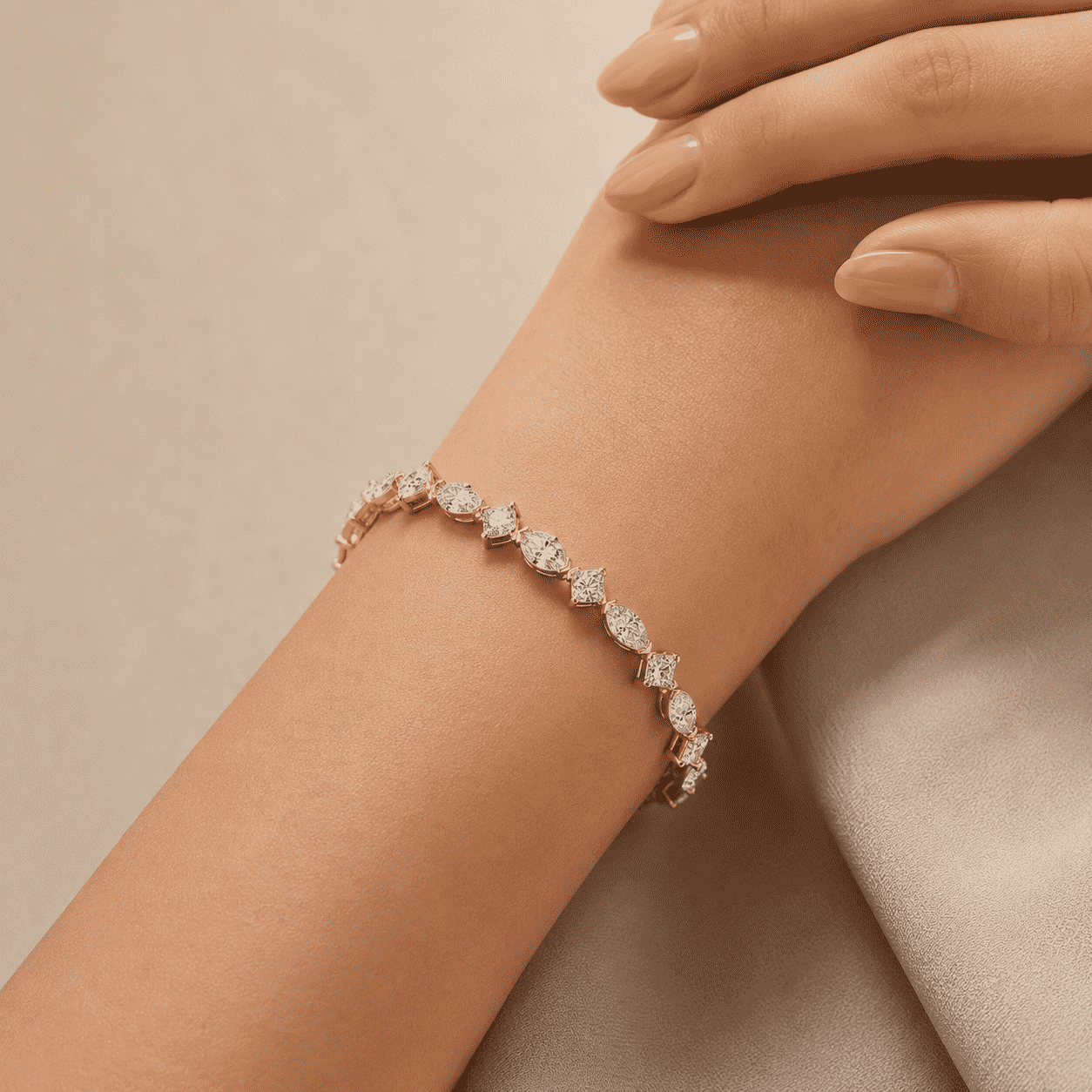 LUMIÈRE Brilliance Link Bracelet