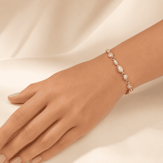Lumière Marquise Link Bracelet