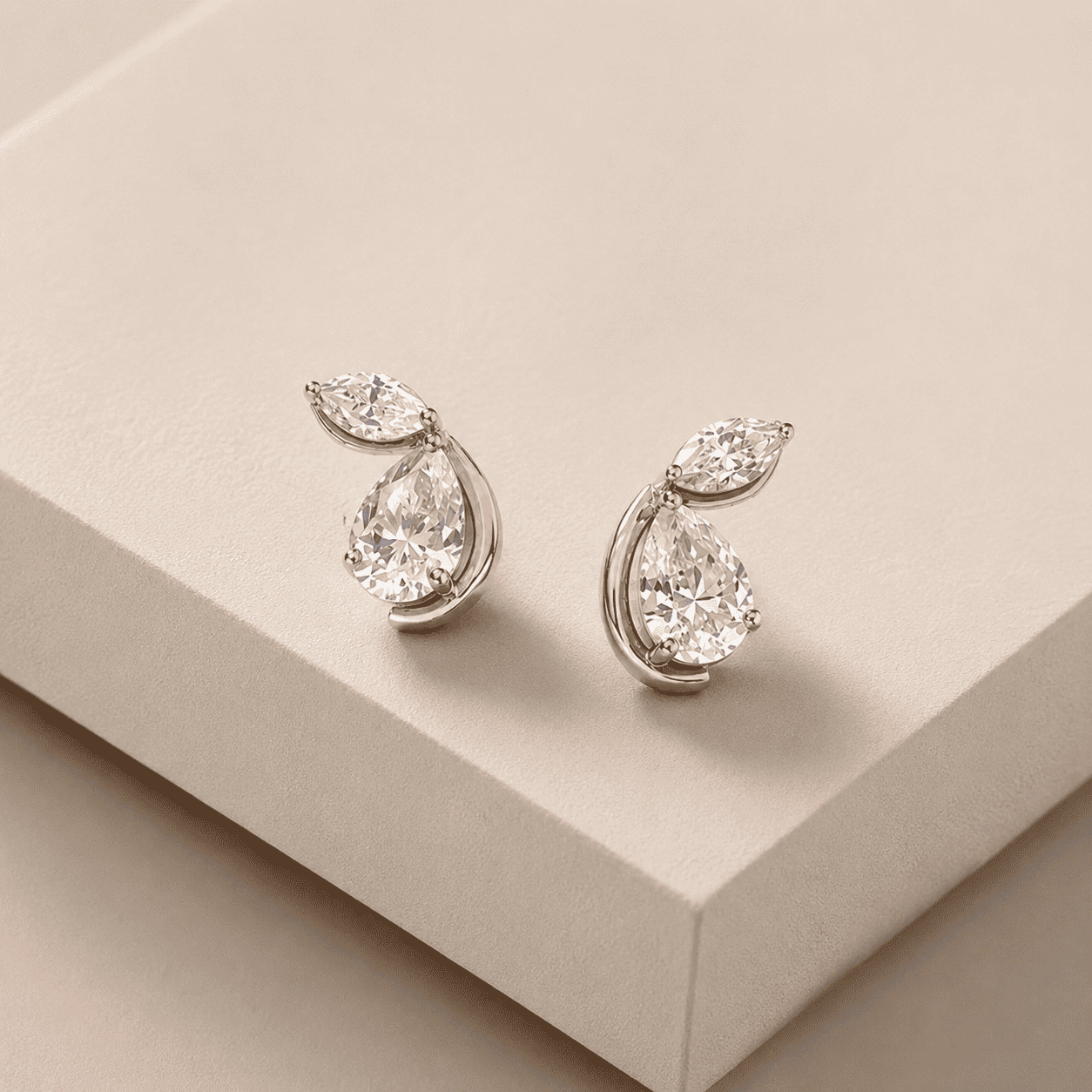 TERRA Dewleaf Earrings