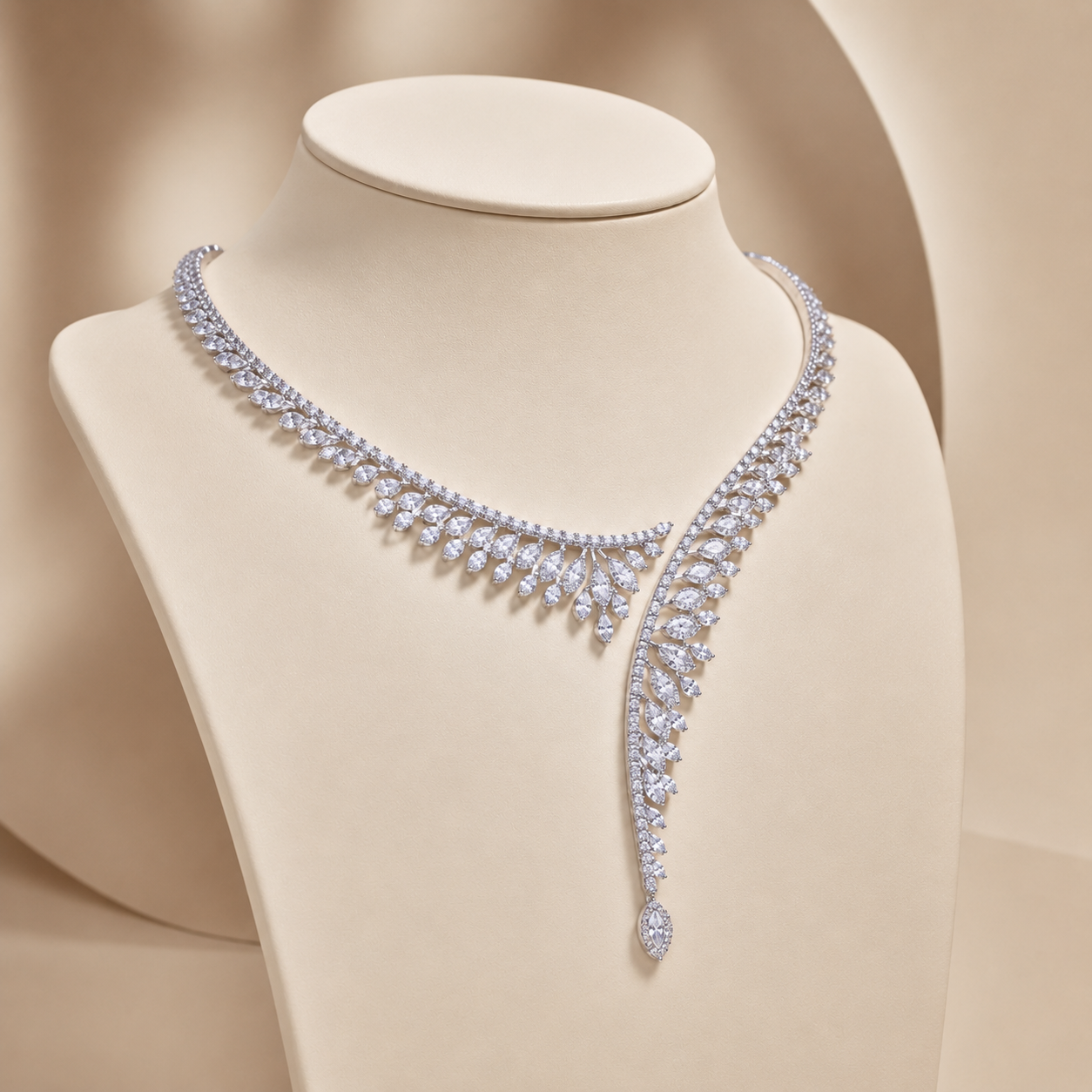The Duchess Drapé Necklace
