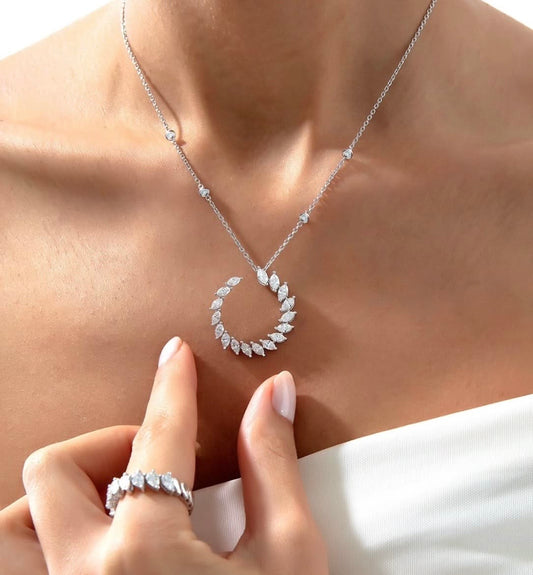 ÉCLAT CÉLESTE Pendant