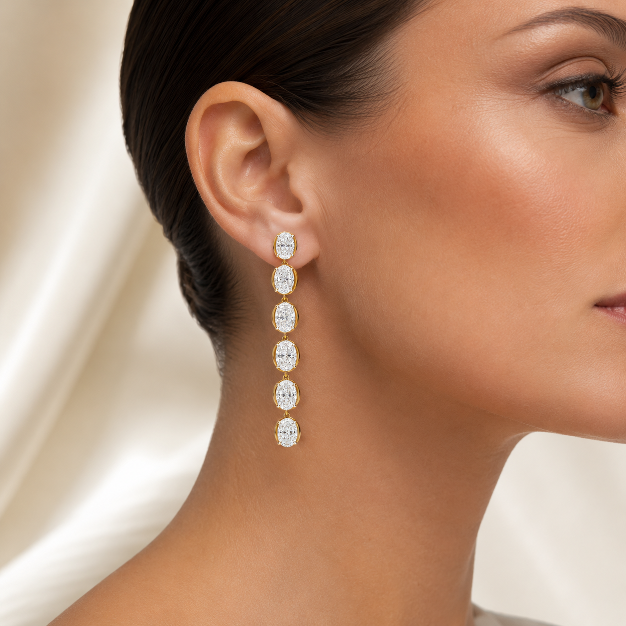 LUMIÈRE Oval Cascade Earrings