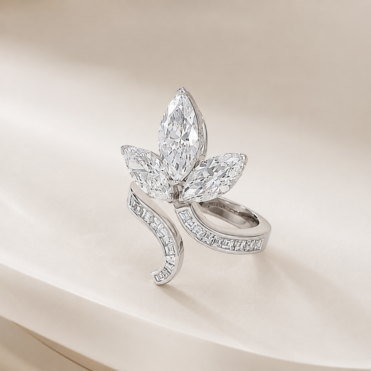 TERRA Leafrise Diamond Ring