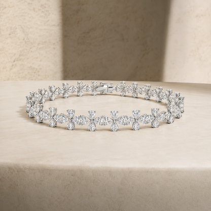 VIRÉLIA – Pear & Marquise Diamond Flower Bracelet